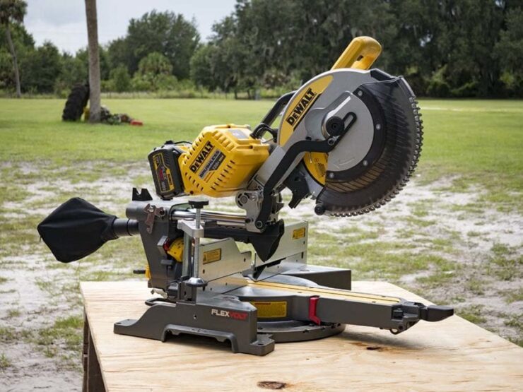 Sliding Miter Saw